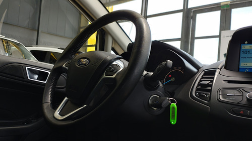 Ford Fiesta Kinetic 1.6 Se Carwestcaba