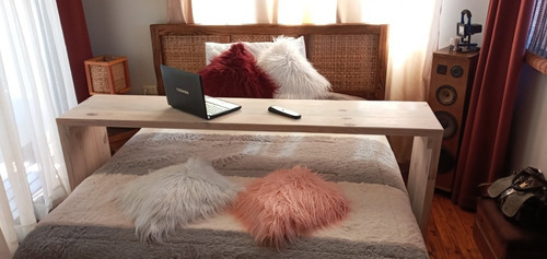 Mesa De Madera Con Rueda Para Camas