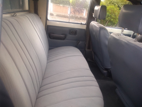 Imagen 7 de 13 de Toyota Hilux 1996 4x4 Motor 2.4 Efi 22r-e