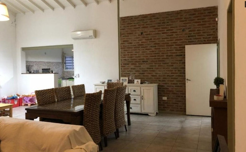 Imagen 4 de 9 de Ph En Venta En Ituzaingo