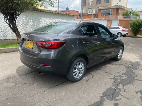 Mazda 2 Touring Aut
