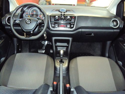 Imagem 6 de 10 de Volkswagen Up! Move I Motion 1.0 T. Flex 12v 5p Flex 2018