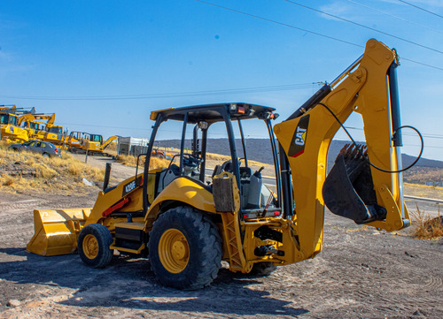 Retroexcavadora Caterpillar 420f 2013