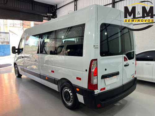 Renault Master 2.3 DCI DIESEL MINIBUS EXECUTIVE 16L L3H2 3P MANUAL
