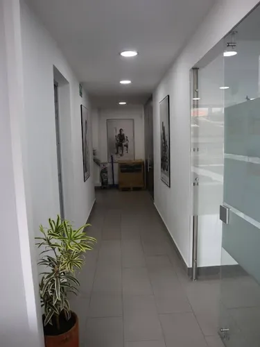Oficinas En Arriendo Lago Gaitan 90-73079