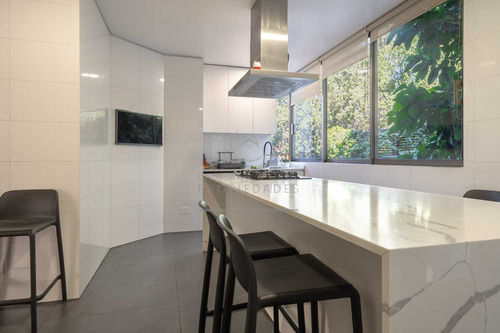 Amplia Casa Remodelada (108794)