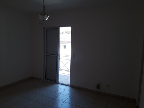 Imagem 11 de 13 de Sobrado 2 Dormitórios Suíte Garagem Fl54