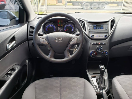 Imagem 11 de 15 de Hyundai Hb20s 1.6 Comfort Plus 16v Flex 4p Automático