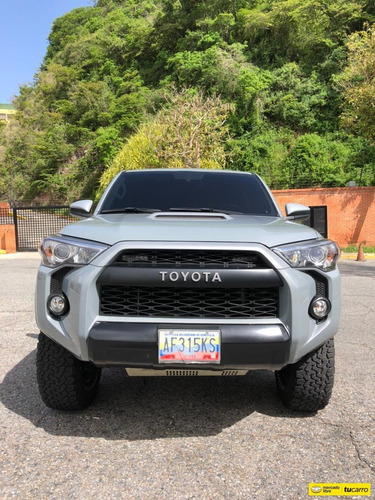 Imagen 3 de 12 de Toyota 4runner Sport Wagon 4x4 Automatica