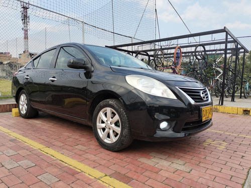 Nissan Versa 1.6 Advance