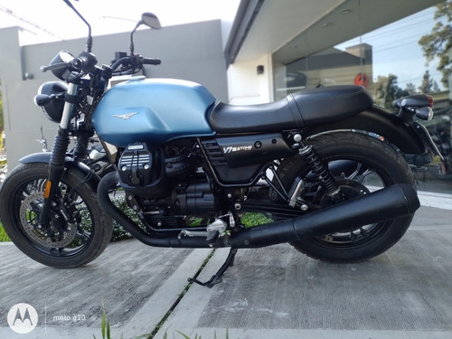 Imagen 2 de 7 de Moto Guzzi V7 Iii Stone - Motoplex Tucumán