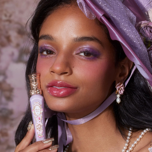 Brillo De Labios Flower Knows Violet Strawberry Rococo Glowy