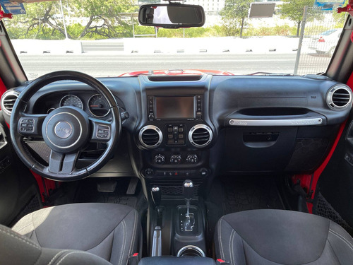 Imagen 9 de 12 de Jeep Wrangler 2017 3.6 V6 Unlimited Rubicon 4x4 At