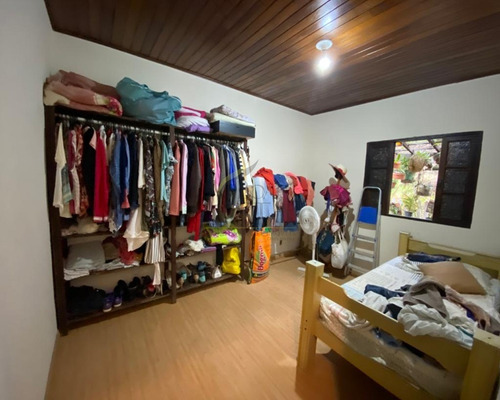 Chácara A Venda Próximo A Pedra Da Guarita Em Bragança Paulista. 3 Dormitórios, Sala, Cozinha, Banheiro. - Ch00051 - 68961400