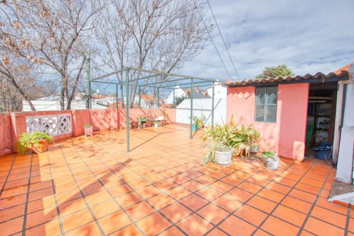 Linda Casa 4 Ambientes Sobre Lote Propio - Olivos