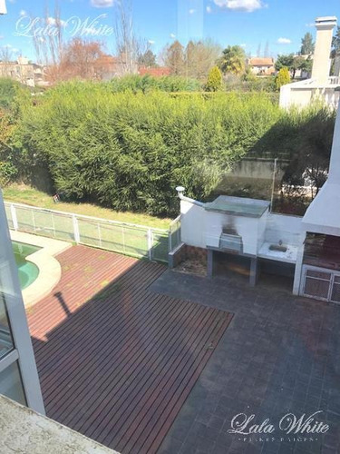 Imagen 26 de 27 de Venta - Casa En El Lauquen - Canning