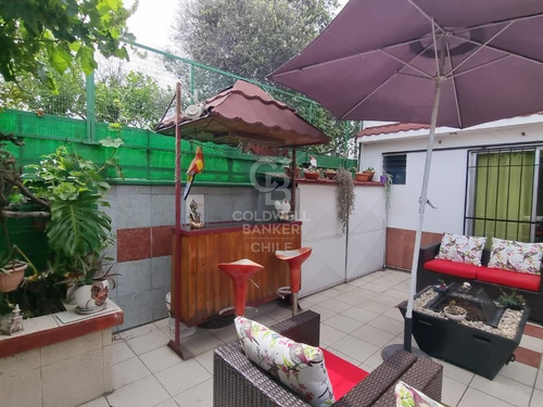 Remodelada, En Condominio Cerrado