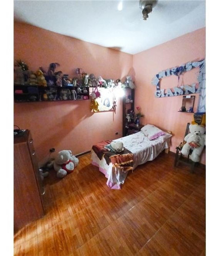 Venta Casa En Planta Alta Sobre Av. San Martin