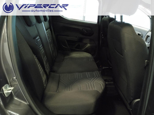 Imagen 11 de 18 de Fiat Strada Freedom 1.4 Doble Cabina 1.4 2023 0km