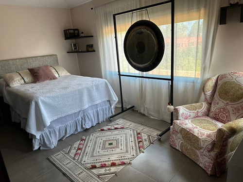 Imagen 12 de 17 de Muy Linda, De Estilo Colonial Y Con Barbacoa Independiente