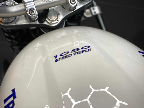 Imagen 7 de 12 de Triumph Speed Triple 1050
