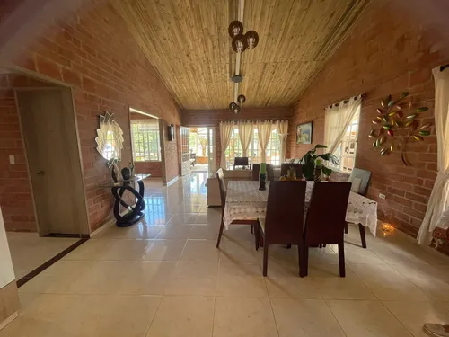 Venta Espectacular Casa Campestre, Precio De Oportunidad. A Puerta Cerrada. De Un Piso; Entre La Cumbre Y Pavas. Lote 1.000 Mtrs.