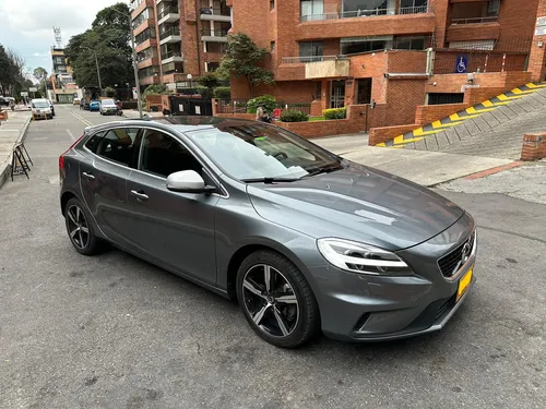 Volvo V40 2.0 T4 Drive-e R-design
