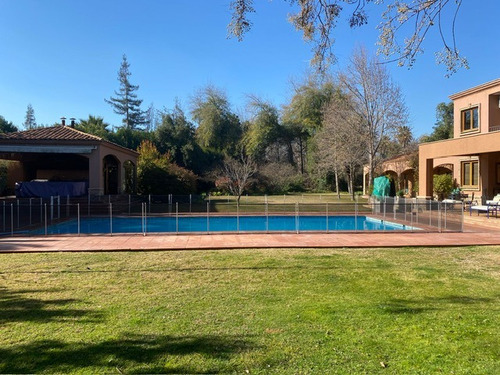 Excelente Casa En El Club Golf Los Lirios,