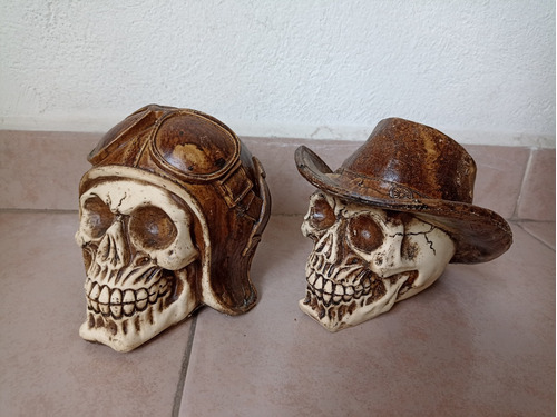 Cráneo De Resina 14 Cm. Figura Skull. Adorno Calavera