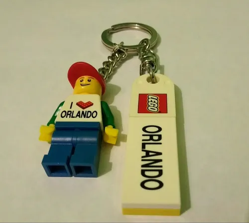 Llavero Lego, Para Jóvenes.