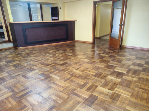 Oficina Amplia En Centro De Concepción