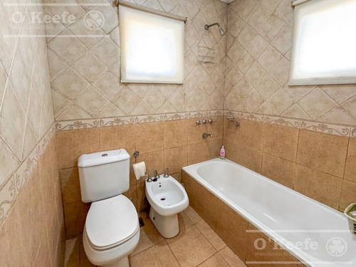 Departamento En Venta De 3 Ambientes En Bernal. ¡apto Credito!