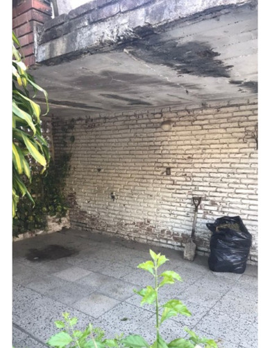 Venta De Casa De 4 Ambientes Con Departamento Al Fondo!