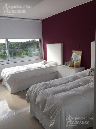 Imagen 11 de 21 de Apartment - Playa Brava