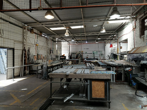 Bodega 1300 Mts. Sargento Aldea, San Diego Uf. 120.-