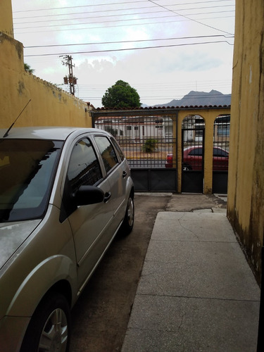 Imagen 3 de 11 de Se Vende Casa En San Diego La Esmeralda