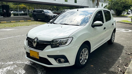 Renault Sandero Mt Life 16