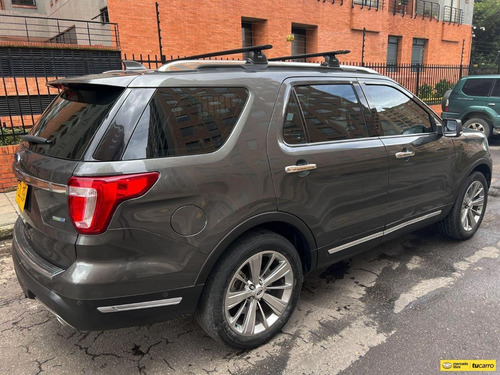 Imagen 8 de 25 de Ford Explorer Limited