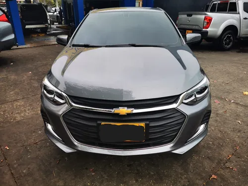 Chevrolet Onix 1.0T Premier Sedan At