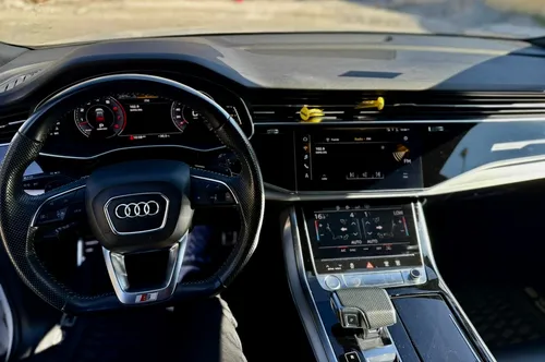 Audi Q8 3.0 55 TFSI SLine Quattro 340hp