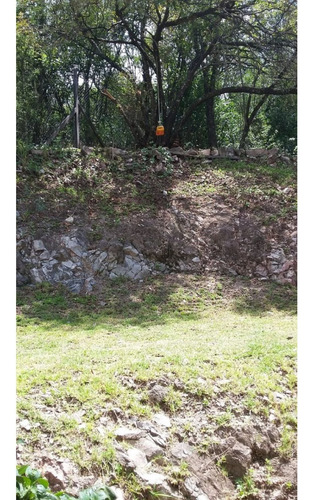 Propiedad En Rio Ceballos-calle Lincoln 1180- B El Caracol