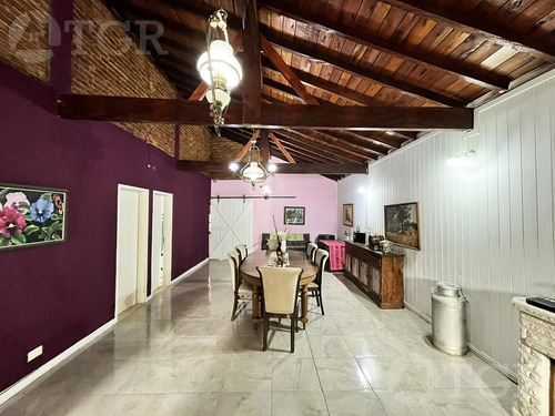 Venta Casa 6 Ambientes En General Rodriguez C/ Pileta Y Garage