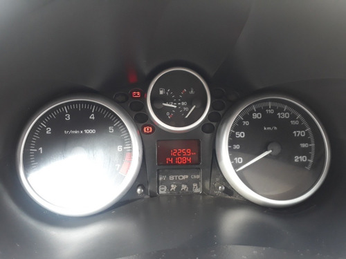 Peugeot 207 2010 1.4 Xr Flex 5p