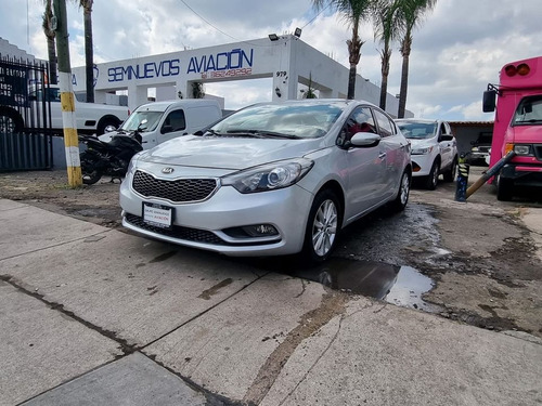 Kia Forte 2.0 Ex At