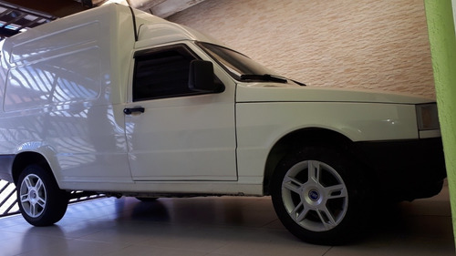 Imagem 10 de 15 de Fiat Fiorino 2000 1.5 4p