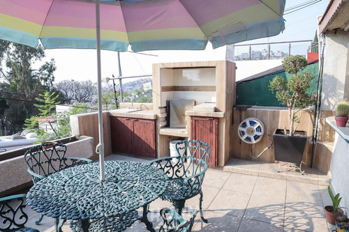 Casa En Lomas De San Mateo, Naucalpan De Juárez Con 3 Habitaciones