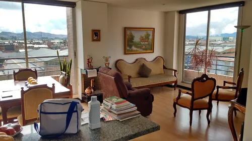 Excelente Apto Esquinero, 5 Piso, Ascensor, Unico Dueño, Como Nuevo.