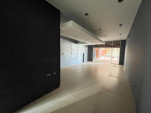 Imagen 4 de 30 de Locales En Venta Con Y Sin Renta En Pueblo Caamaño, Pilar
