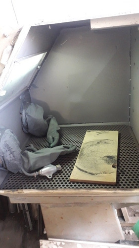 Imagem 4 de 5 de Cabine De Jateamento Com Compressor