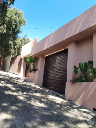 Se Renta Bonita Casa En La Peña, Con Vista Al Lago. Por Día O Por Mes.